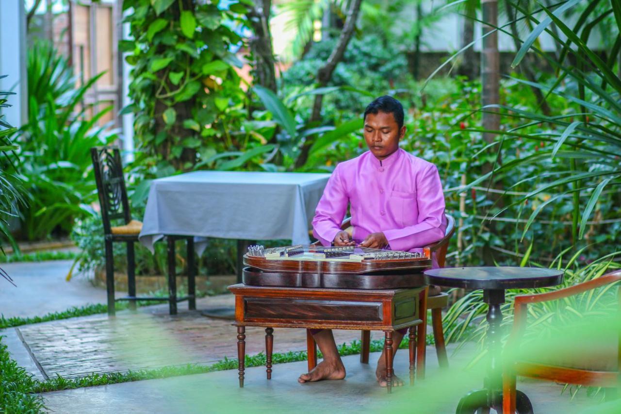 Mane History Lovers Hotel Siem Reap Exterior photo
